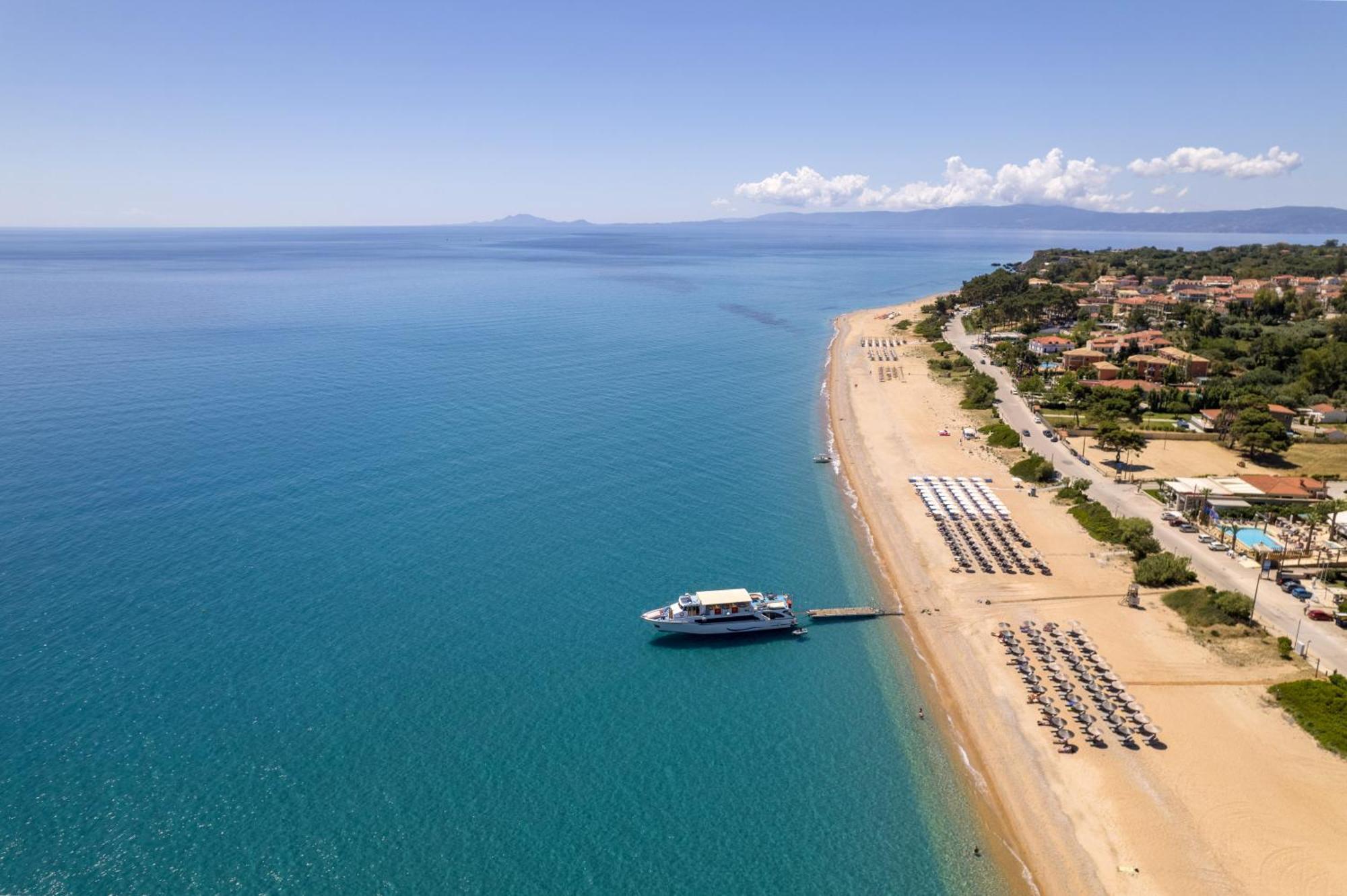 Beachfront Alexandra Villa