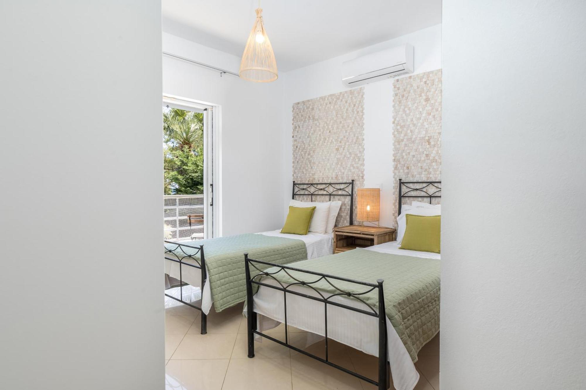 Villa Beachfront Alexandra *